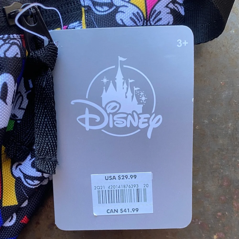 Disney Mickey & Co. Color Block Mickey Selfies Graphic Print Fanny Pack Bag. NWT